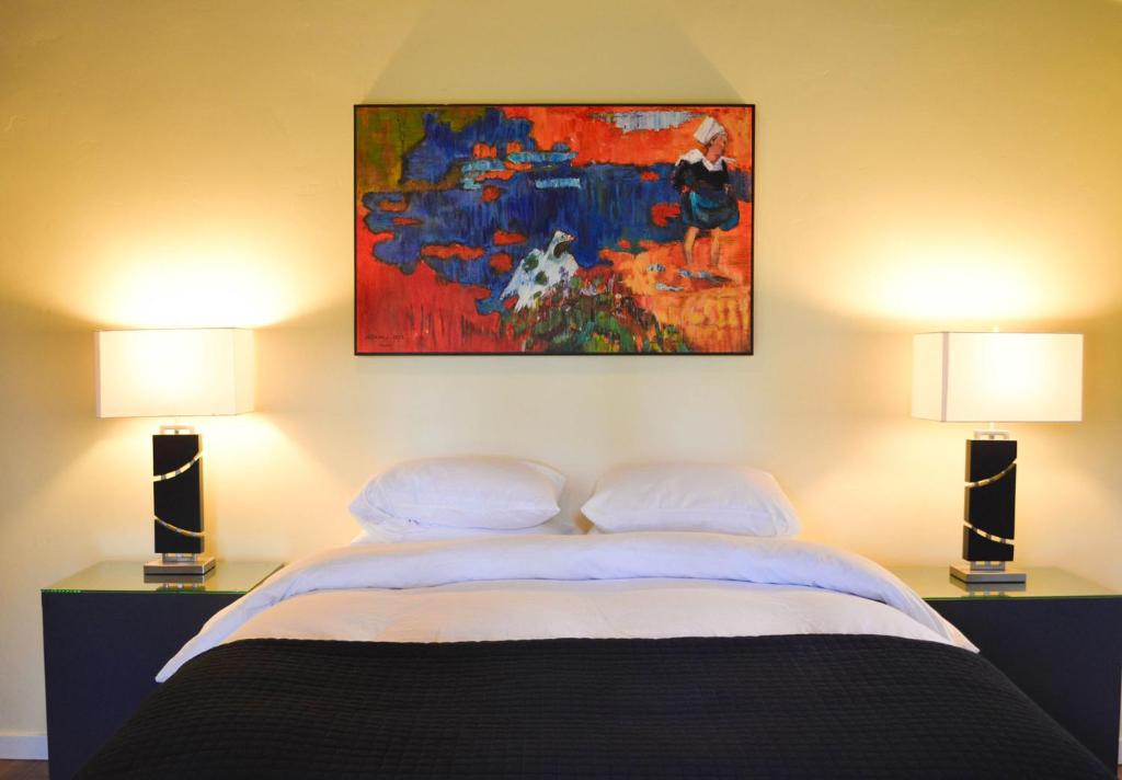 Indian Creek Inn photo