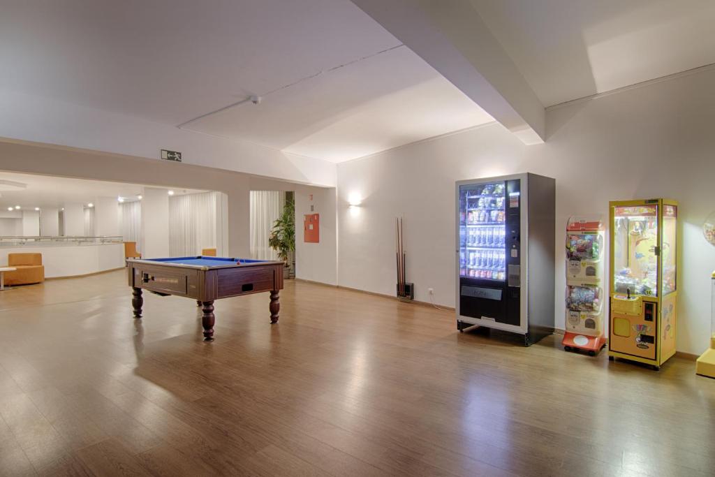 Luna Miramar Club — Sports & recreation in Albufeira, Faro