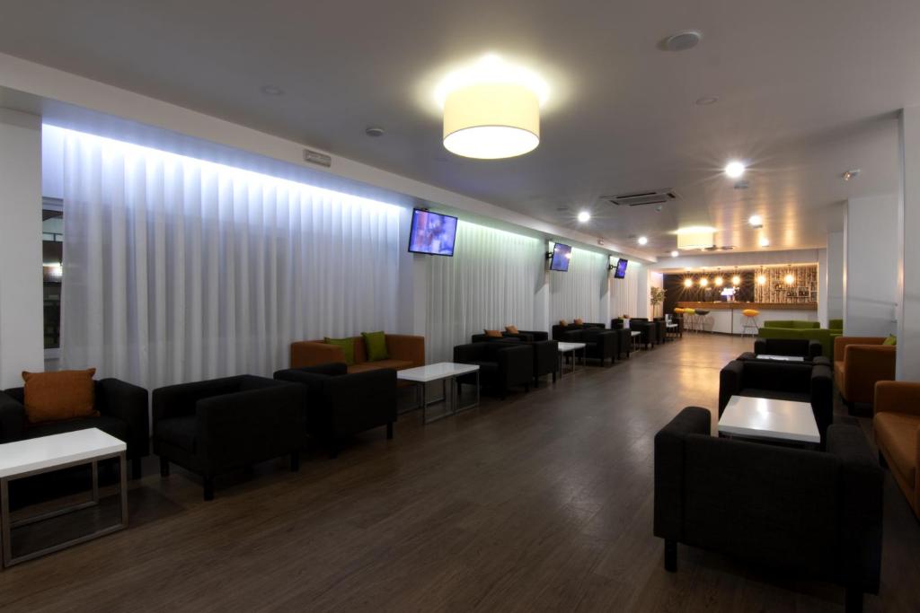 Luna Miramar Club — Restaurant & bars in Albufeira, Faro