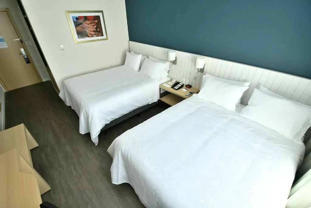Holiday Inn Express Asuncion Aviadores by IHG, hotel in Asuncion