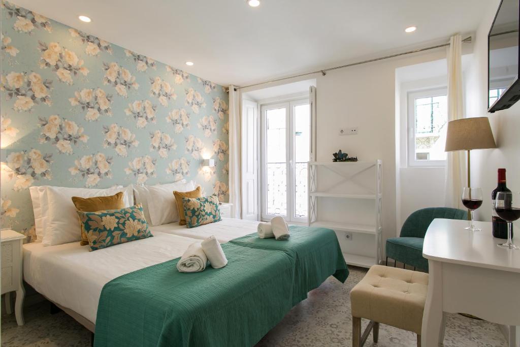 Suites Amalia Guesthouse near Rossio Square — Hotel in Lisbon