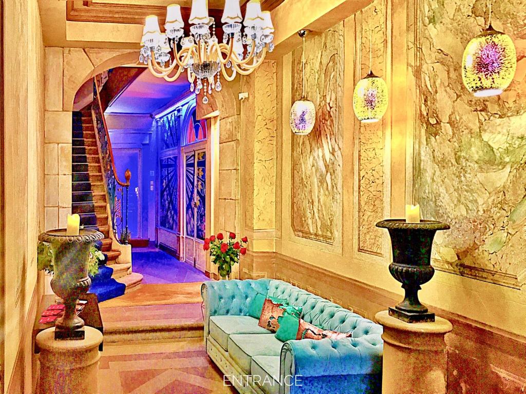 LIFE RENAISSANCE - New Concept - Place Kleber photo