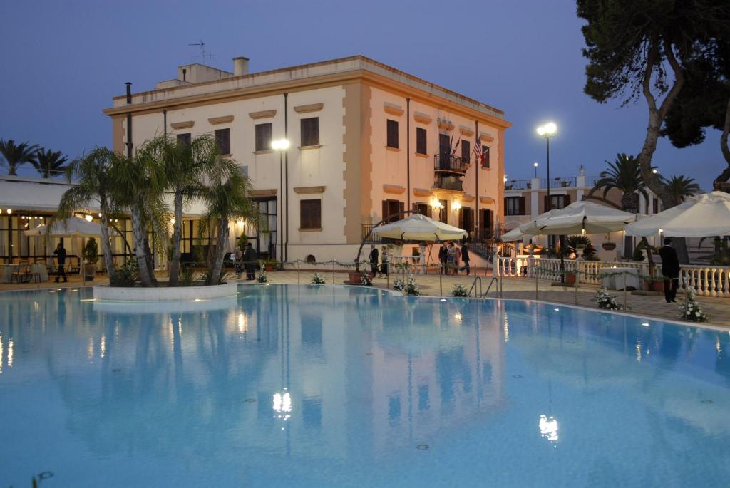 Grand Hotel Palace photo
