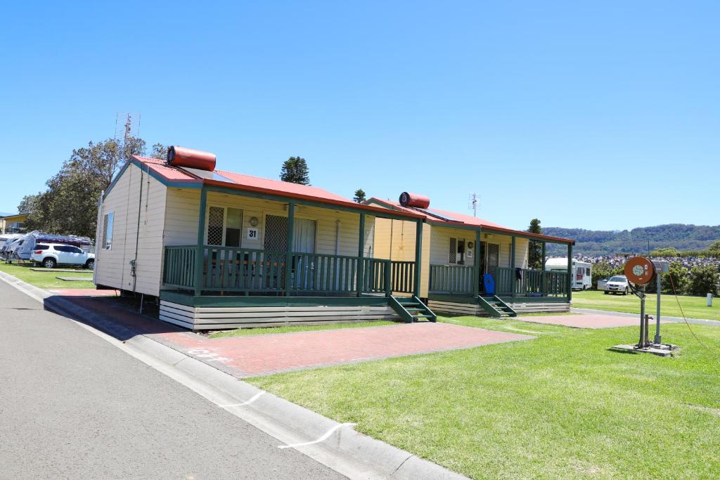 Bulli Beach Tourist Park photo