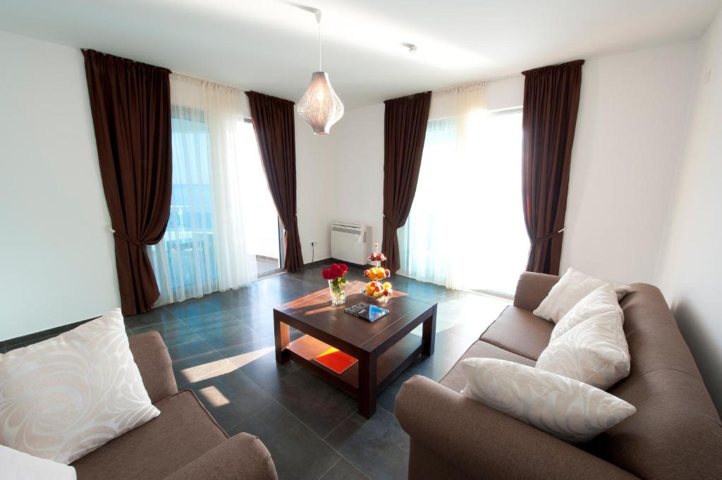 Love Live Hotel 전경