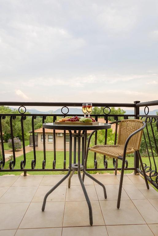 Three Oaks and an Aloe Boutique Hotel photo