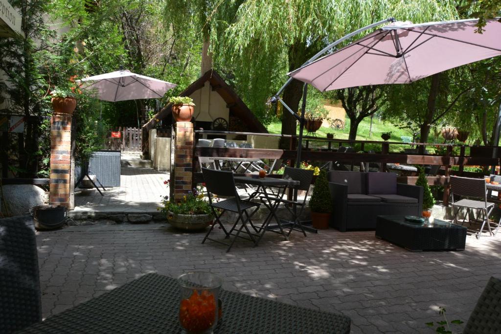Hotel & Restaurant Le Chalvet - 4