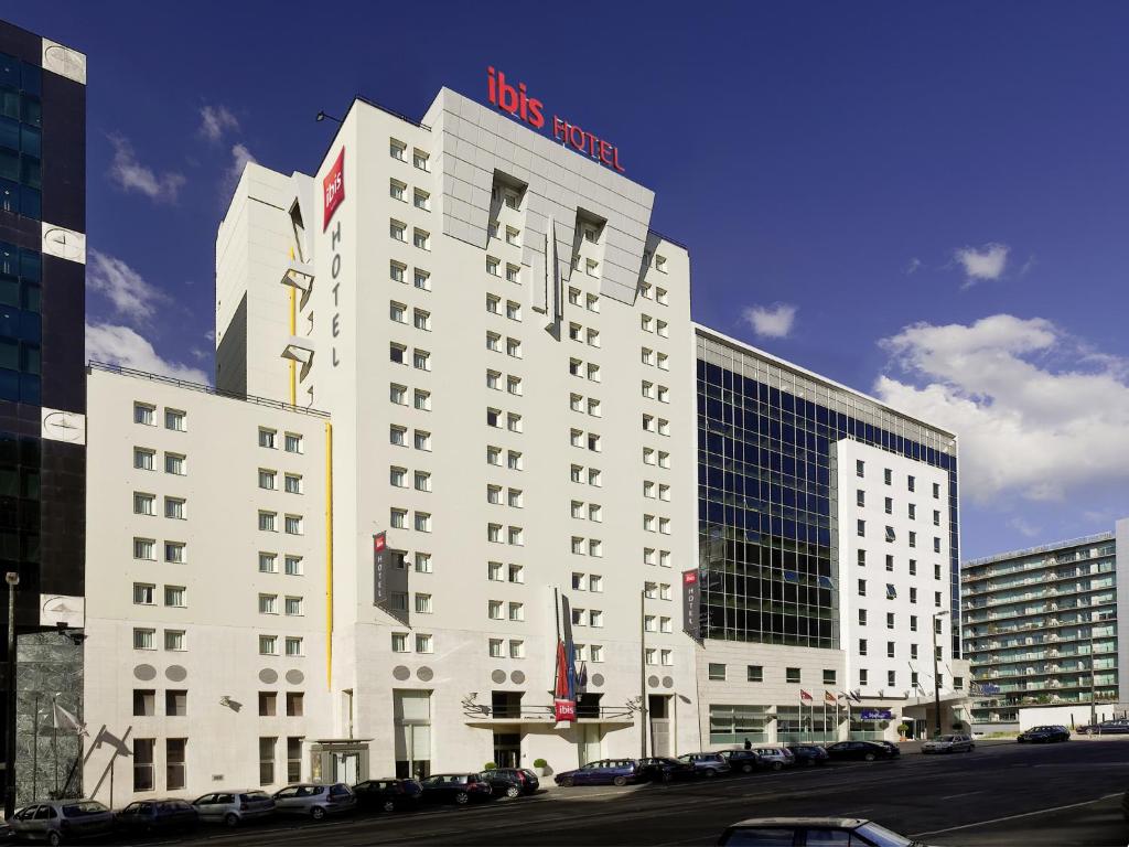 ibis Lisboa Jose Malhoa photo