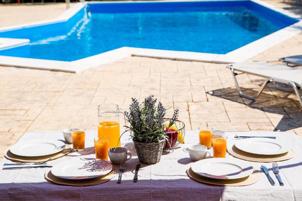 Olive Grove Poolside Apartments — Hotel in Corfu Island