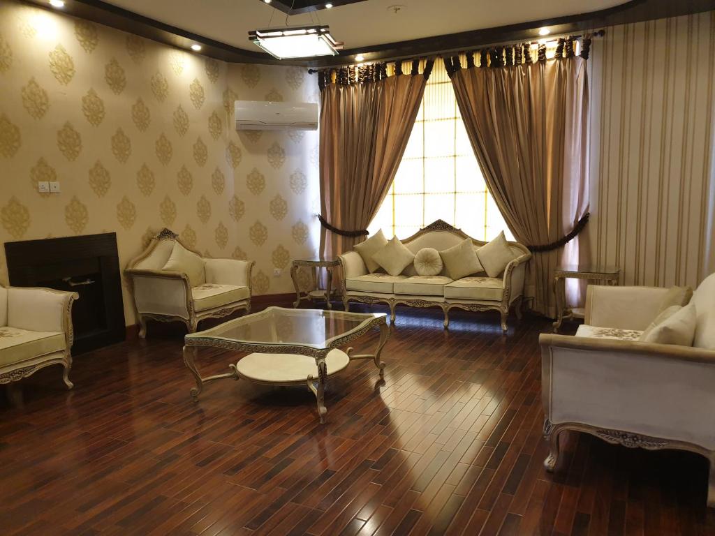 Royal Villa F-10/2 photo