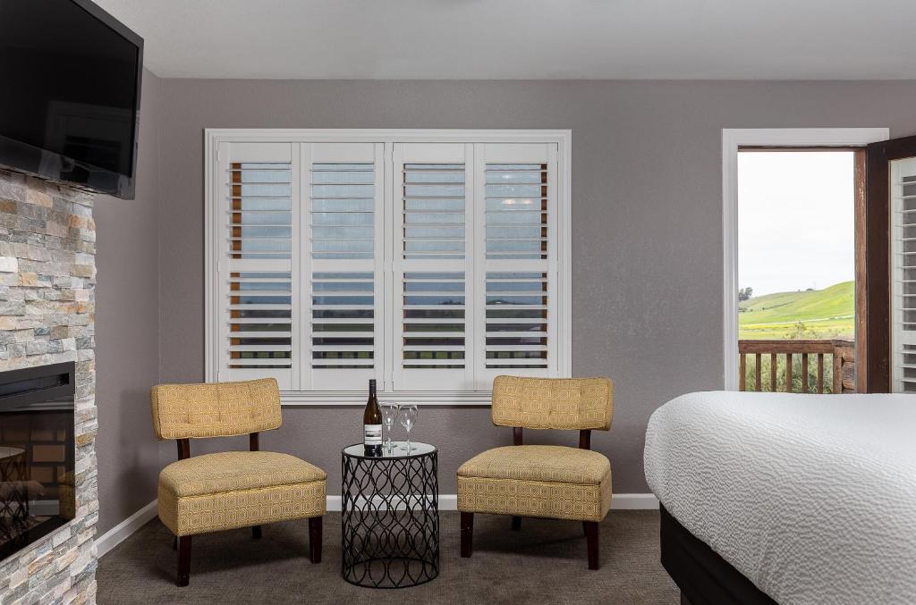 Purple Orchid Resort & Spa photo
