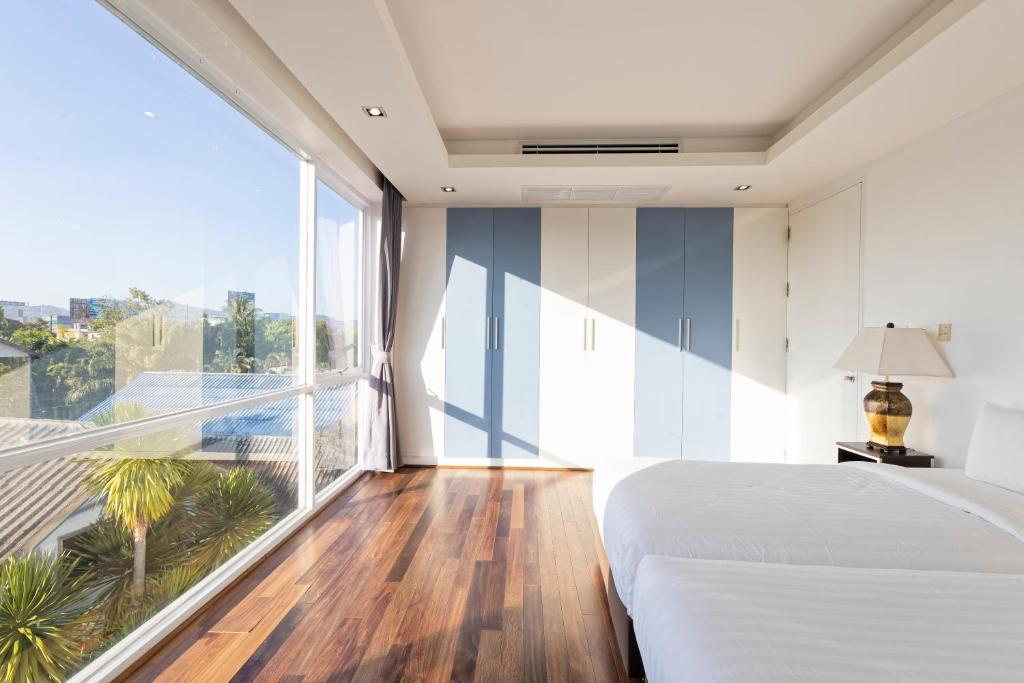 The Lantern Marina Residences Phuket photo