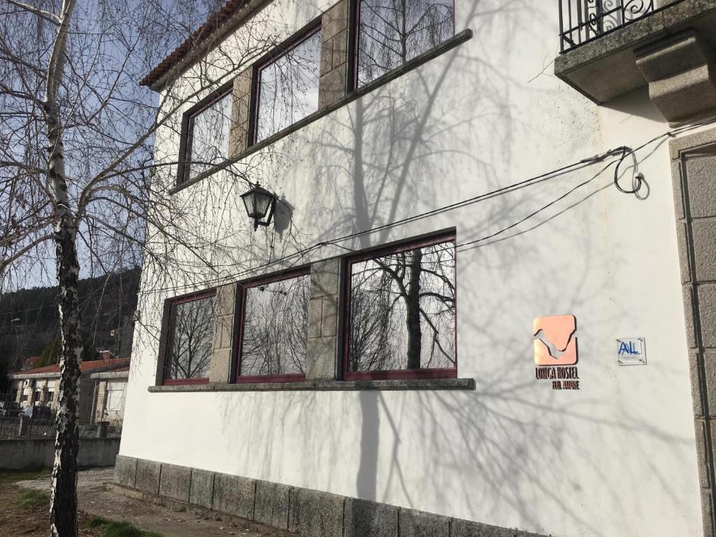 Loriga Hostel - Feel Nature — Hotel in Linhares Da Beira