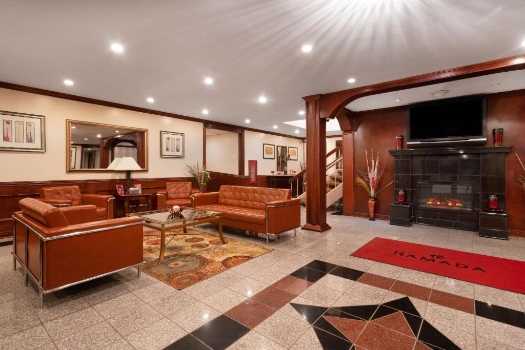 Ramada By Wyndham Albert Lea photo