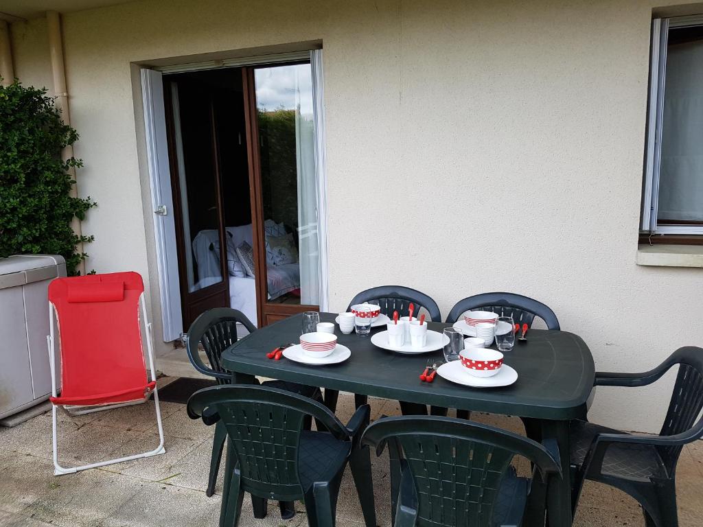 Appartement 2 pièces rez-de-jardin à 2 pas de la plage et de la thalasso - 3