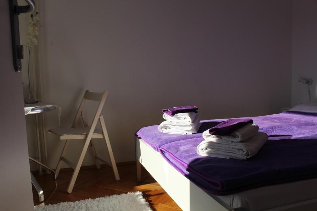 Double Room with Balcony and Shared Bathroom