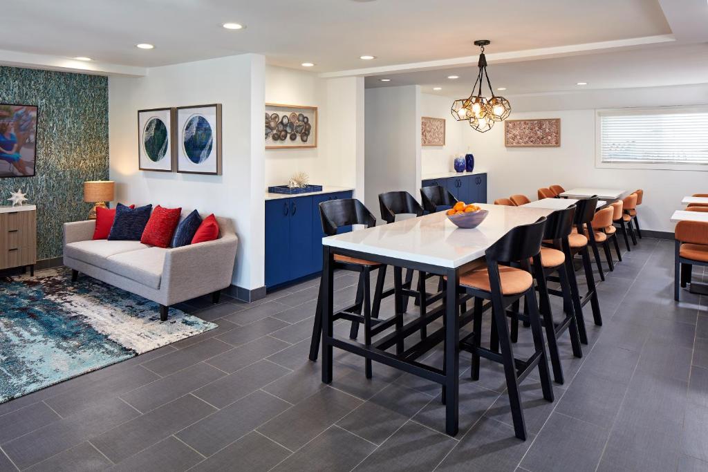 The Shoal Hotel La Jolla Beach photo