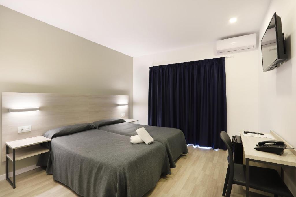 Hotel Brasil — Hotel rooms in Benidorm, Valencian Community