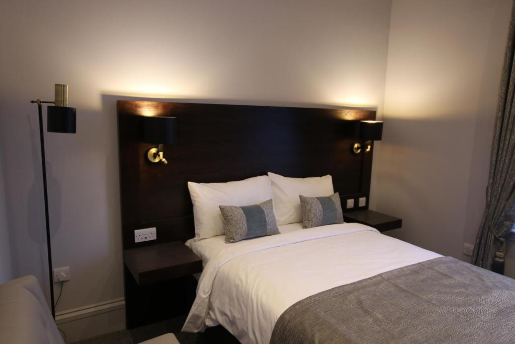 Castlecary Hotel photo