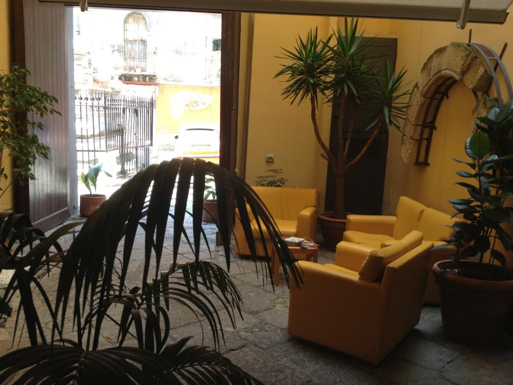 Caravaggio Hotel photo