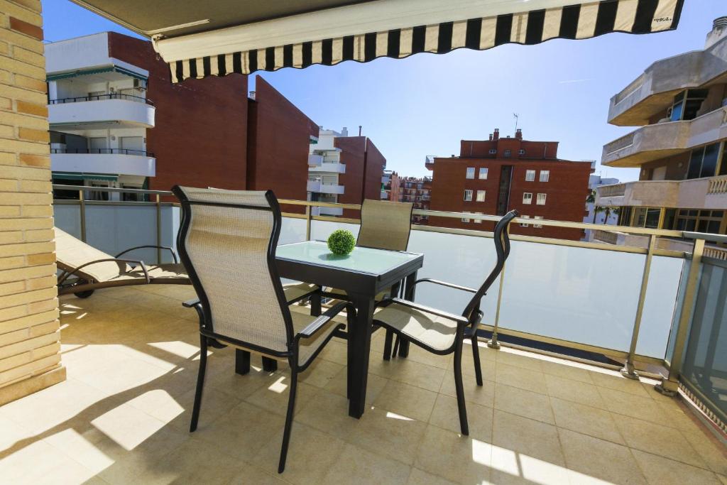Maldivas Planet Costa Dorada - 4