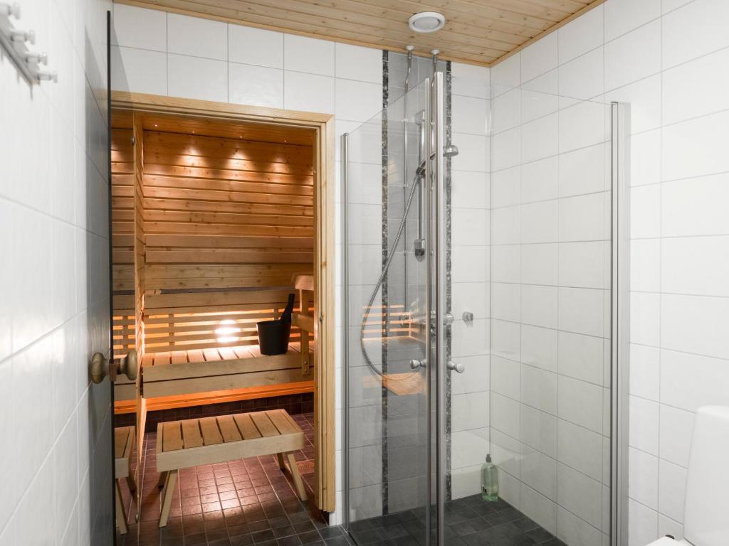 Bathroom, Kotimaailma Apartments Kuopio in Kuopio