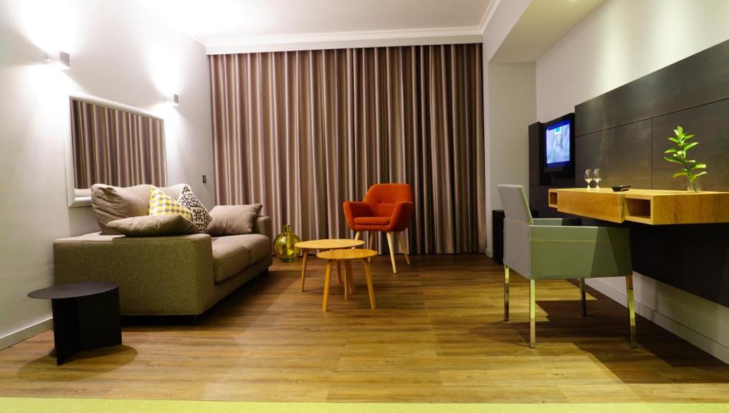 Madeira Panorâmico Hotel — Hotel rooms in Funchal, Madeira