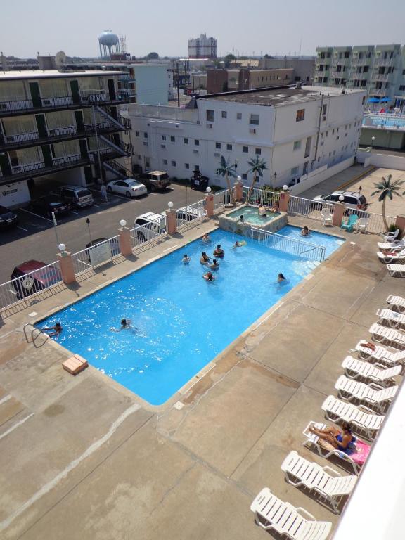 Isle of Palms Motel photo