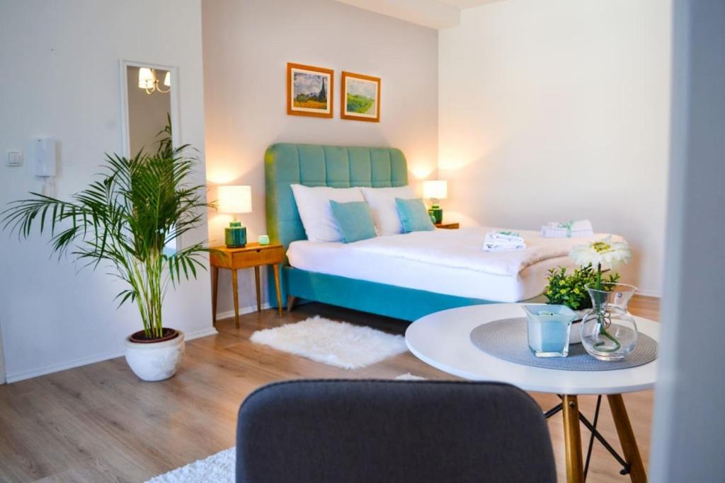 Happy Studio Apartment - 2