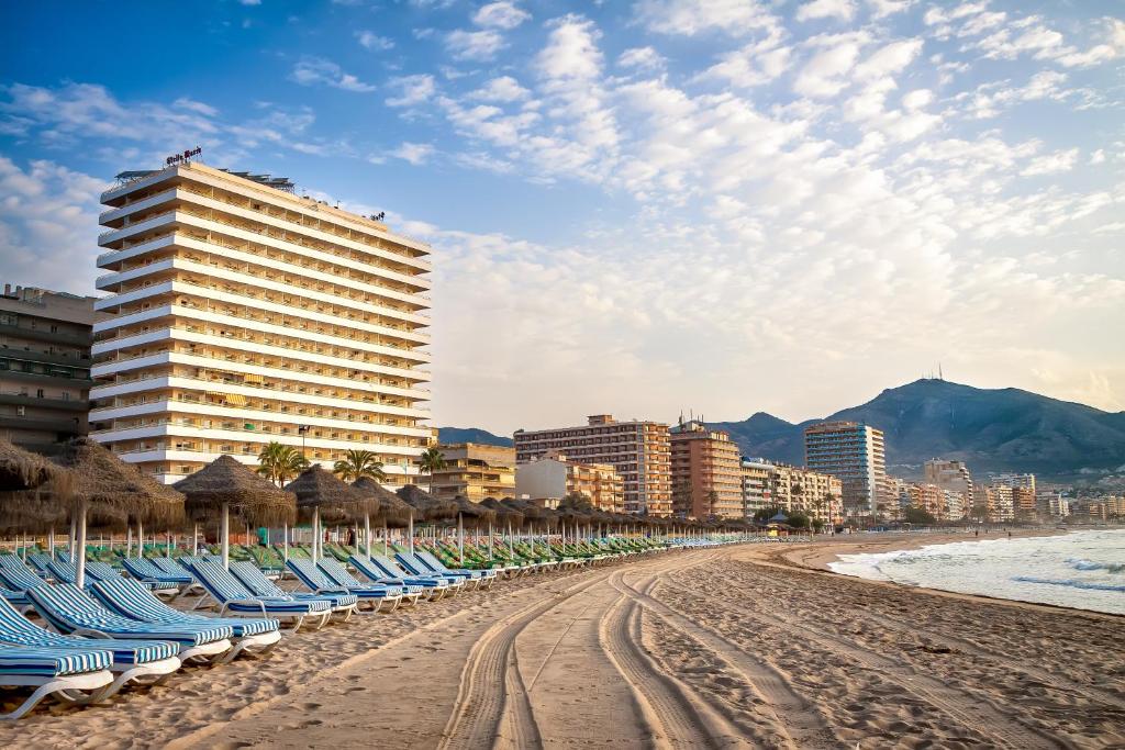 Apartamentos Stella Maris - Marcari SL — Beach in Fuengirola, Andalusia