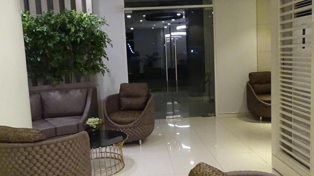 1BR Grace Residences w/ Internet- near BGC/McKinley photo