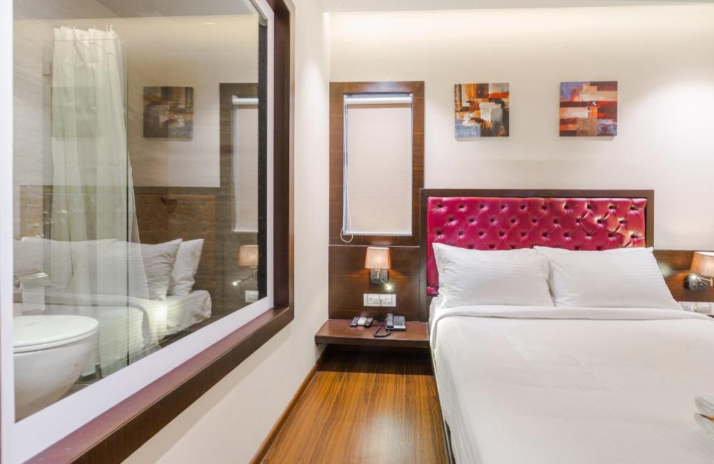 York Hotel photo