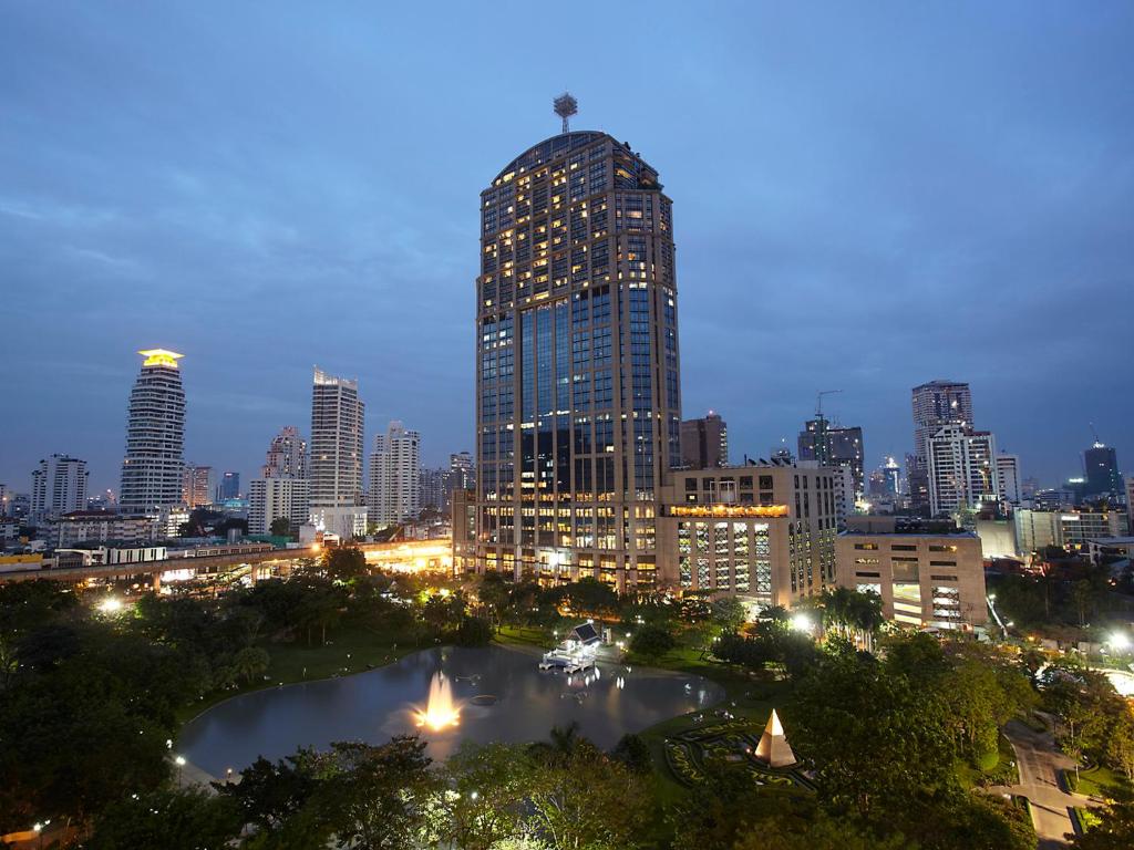 Bangkok New Year's Eve at EM District