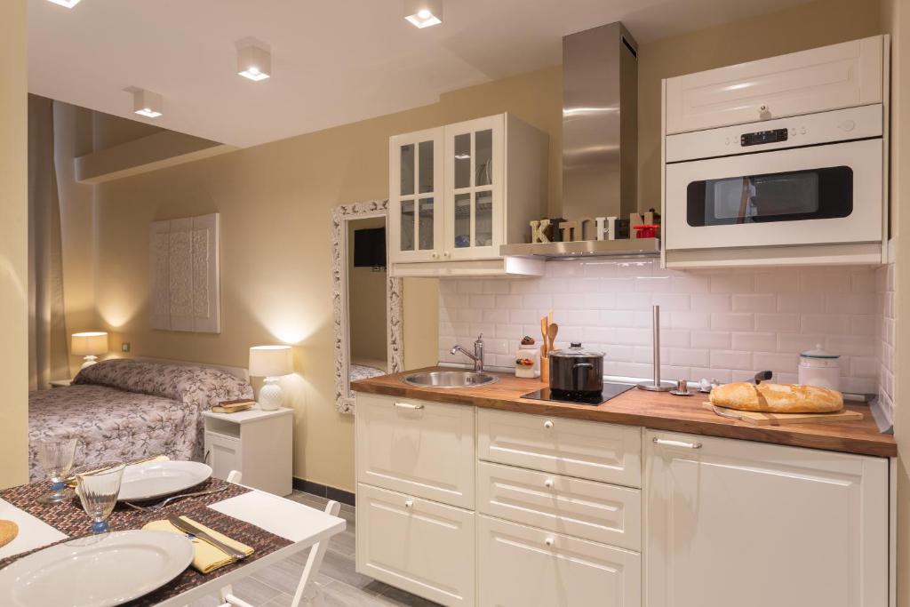 Le stanze di Carla! Con cucina e bagno privato photo