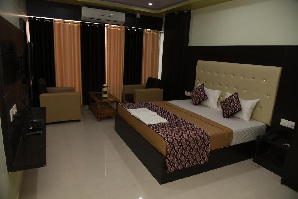 Hotel Mayank photo