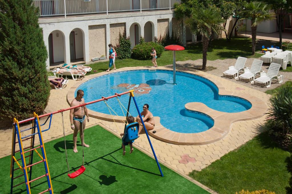 Hotel Longosa - All Inclusive Family Hotel near the beach in the peaceful southern part of Sunny Beach — Słoneczny Brzeg, Region Burgas