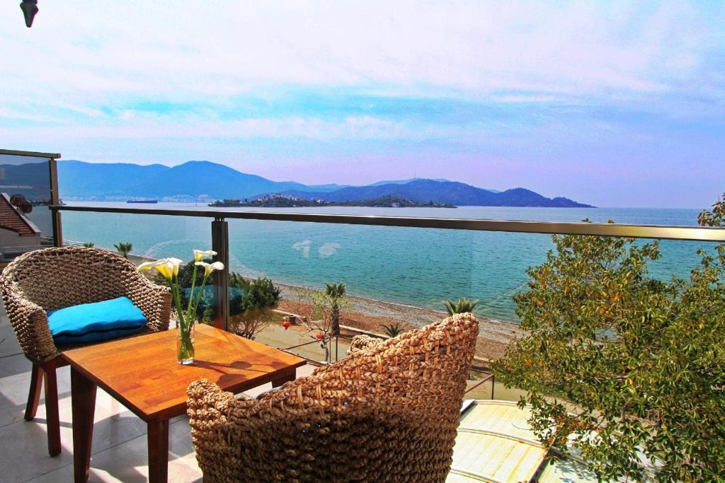 george's boutique hotel photo
