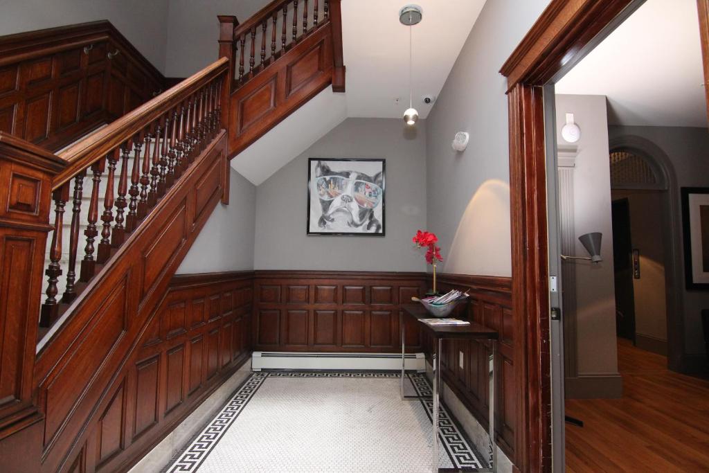 A Stylish Stay w/ a Queen Bed, Heated Floors.. #28 photo