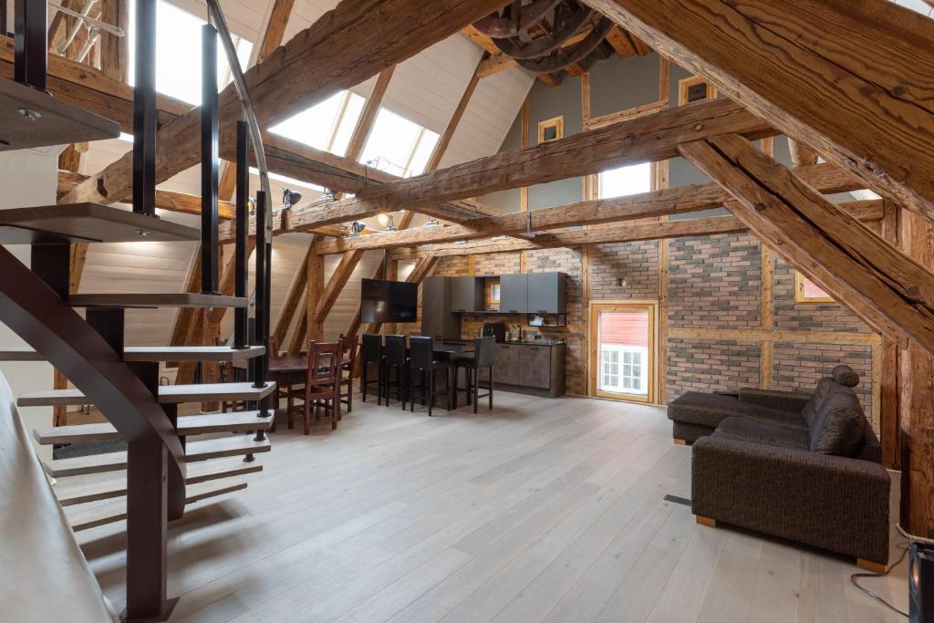 Kuninga 24-3, Pärnu