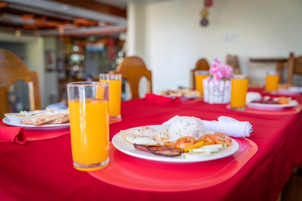 Comida y bebida