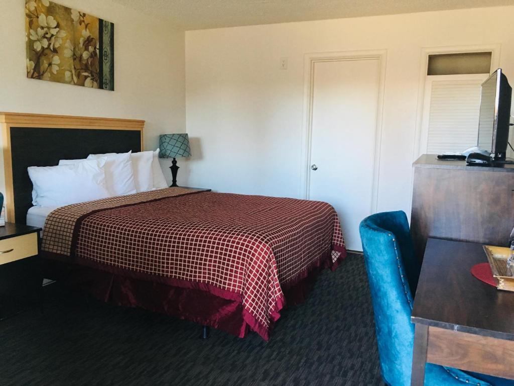 Rodeway Inn & Suites Bend Photo 39