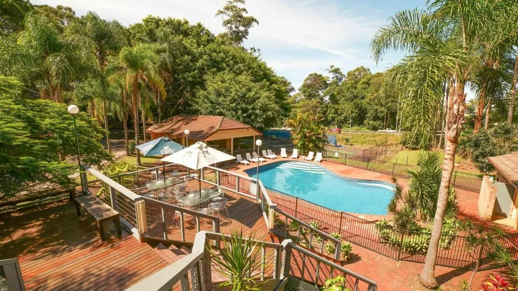 Country 2 Coast Motor Inn Coffs Harbour，位于科夫斯港的酒店