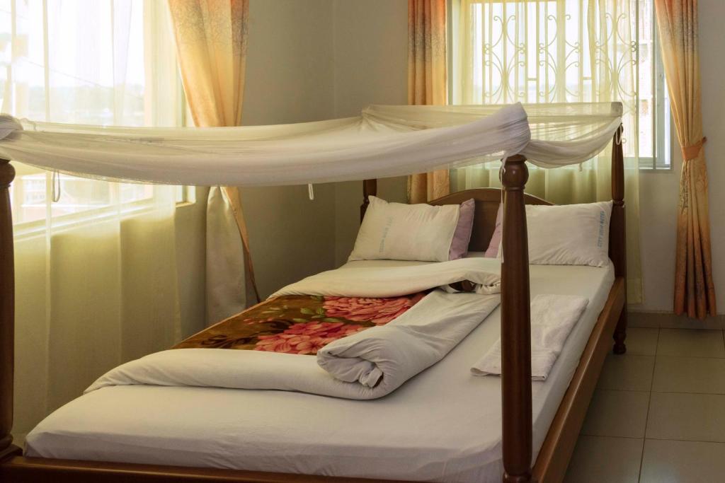 Cityview Hotel Fort Portal photo