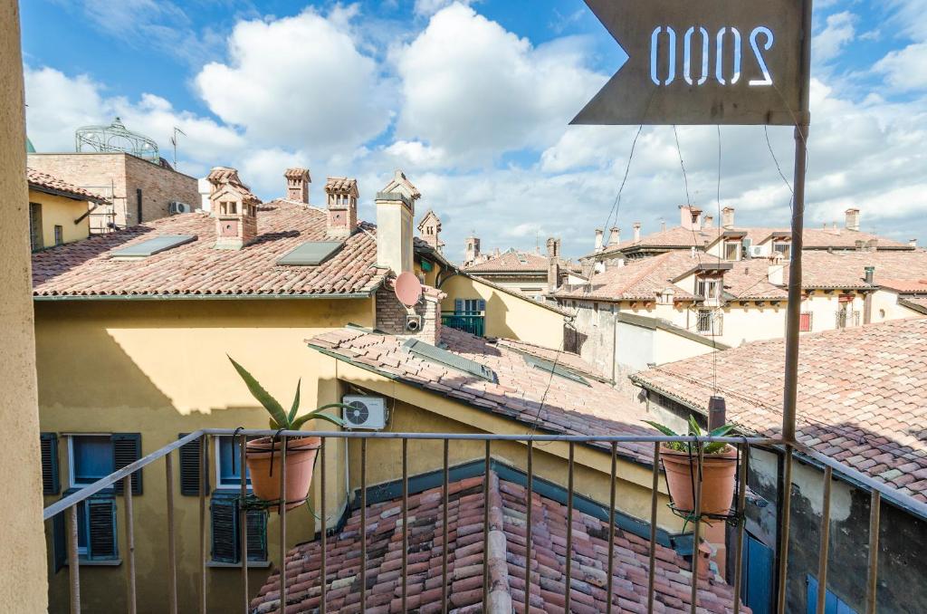Lupari Apartment, Palazzo storico sotto le Due Torri photo