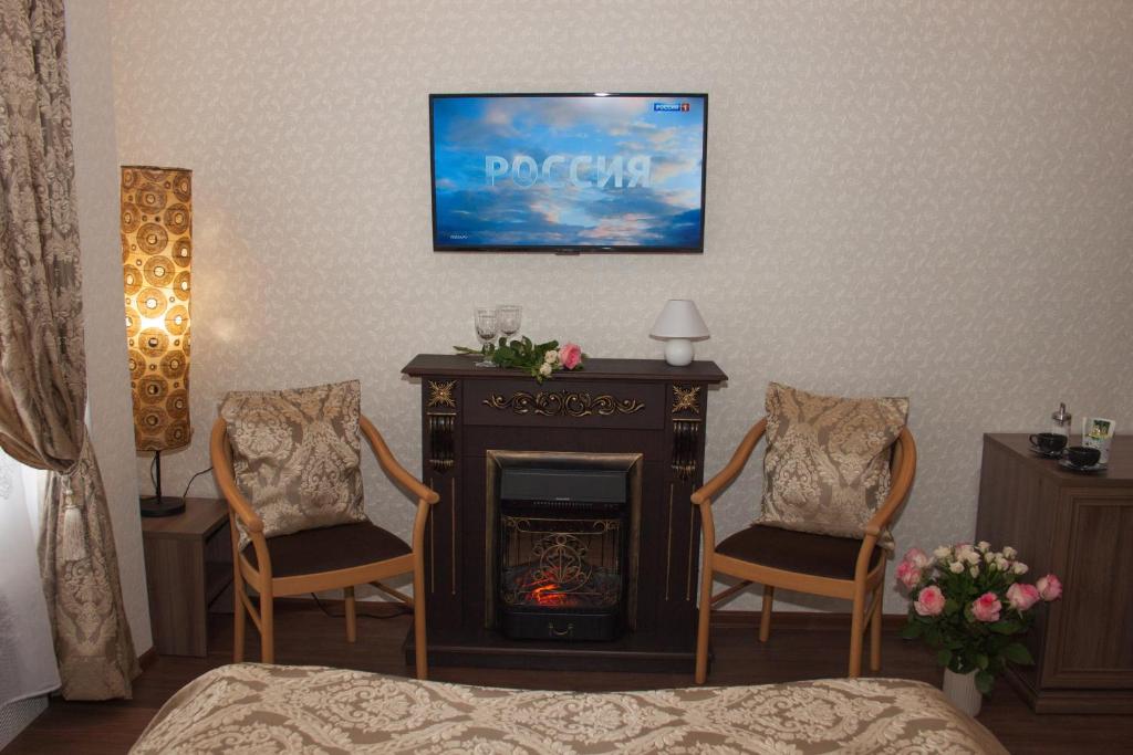 Mini Hotel near Theater photo