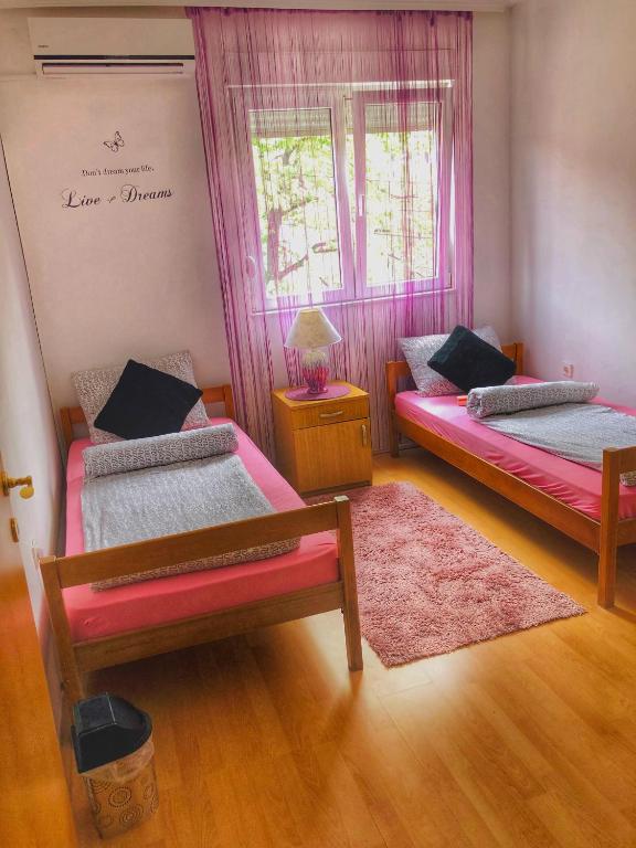 Rooms Deny photo