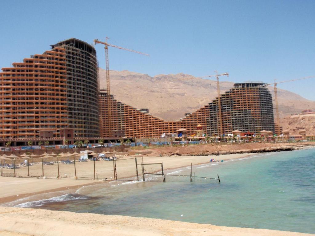 Penthouse in Porto Pyramids Elsokhna "Families Only" photo