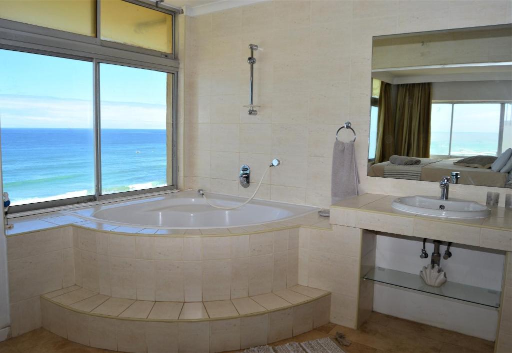25 Bronze Bay Umhlanga Rocks photo