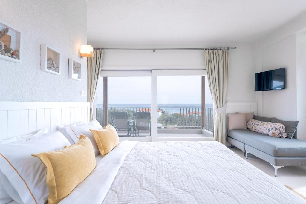 Villa Almira Luxury Apartments photo