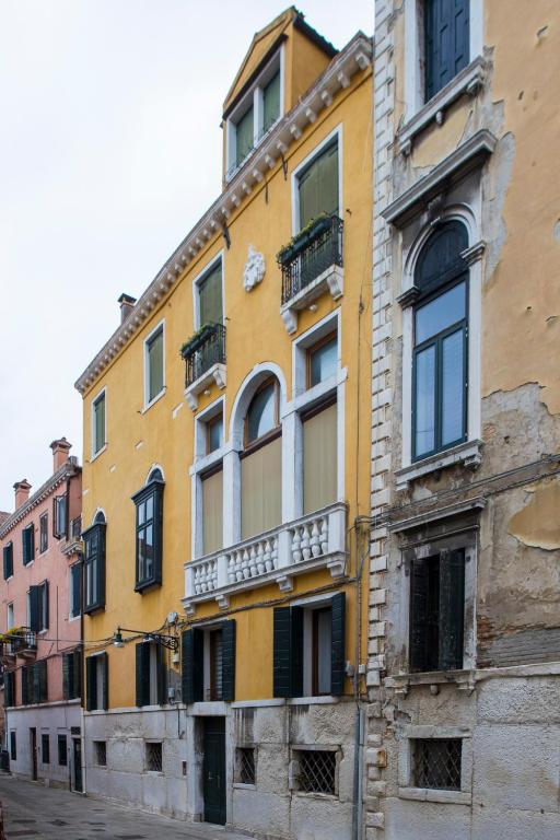 La Cortevecchia Venice photo